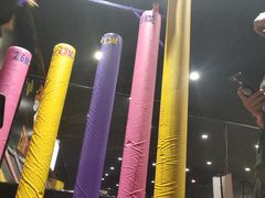 -嘿哟动霸CHUA·新潮玩运动娱乐中心·蹦床滑冰团建乐园