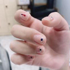 -苏彩·皮肤管理美甲美睫