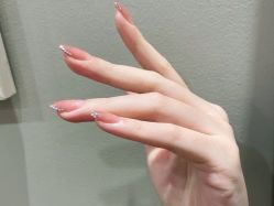 -悦指间美甲美睫