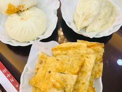 -方中山胡辣汤(顺河路店)