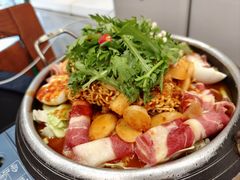 韩式年糕火锅-贵宾庄炸酱面·韩式料理(火炬八街店)