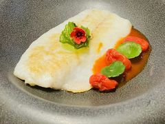 石烹轻煎黄鱼搭酸辣茄鲞-程府宴(南长街四合院店)