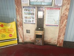 -明华大厦-停车场