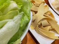 圆生菜-巴乡石锅鱼(密云店)
