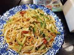 -牛味道炭火烤肉(湖前总店)