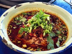 冒脑花-马路边边串串香(双井直营店)