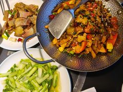 -老唐三下锅 ·张家界地标美食(溪布街店)