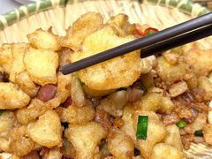 -万重锦·人文川菜馆(骡马市店)