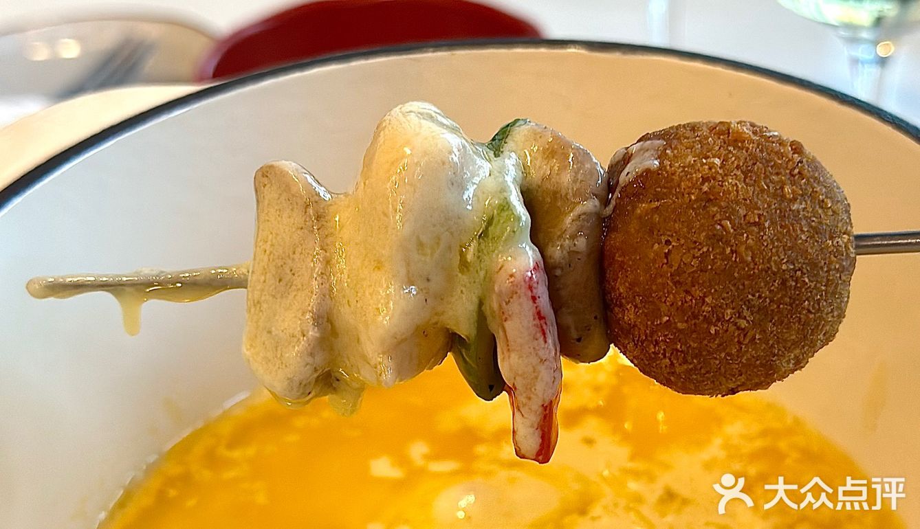 圣诞跨年去哪玩？三里屯圣诞氛围已到位！