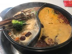 -钢管厂歆瑞源油卤串串香(春熙路太古里店)