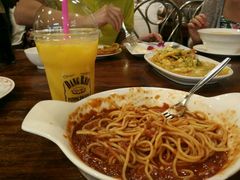 -Dang restaurant (patong phuket)