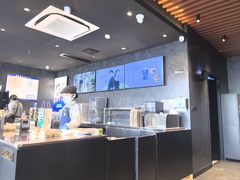 -瑞幸咖啡(大连罗斯福广场一层店)