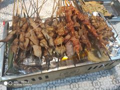 -云晓光头烧烤吧(德平路店)