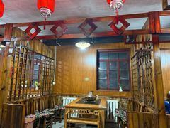 -果松木炭酸菜铜火锅·外婆参鸡汤