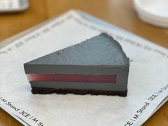 -M Stand(上海人民广场来福士店)