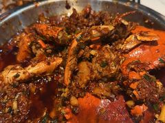 -凤凰路何眼镜香辣蟹(花果园店)