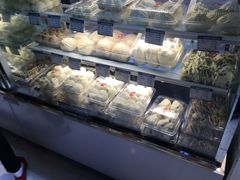 面包甜点陈列柜-白玉兰食品(甜云店)