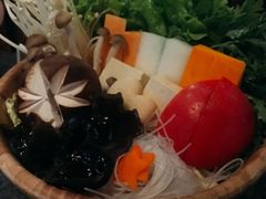 -湊湊火锅·茶憩(新中关购物中心店)