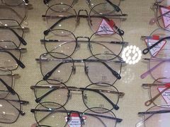 -华彬眼镜专业渐进配镜(潘家园店)