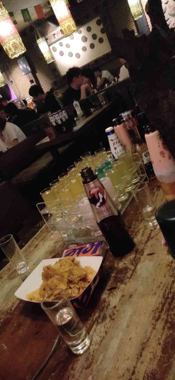 helens海伦司小酒馆(鼓楼店)