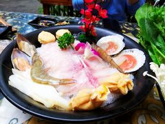 -丽江庭院·云南野生菌·海鲜火锅(鼓楼四合院店)