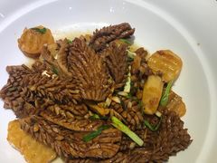 -闫府私房菜·老字号(恒隆店)