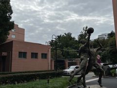 -上海外国语大学(虹口校区)
