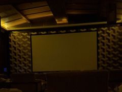 -浅深休闲酒店-停车场
