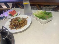 -山海龙·潮汕牛肉火锅(奥林春天店)