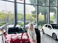 -宁波之星奔驰4S店(海曙店)