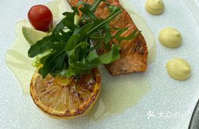 Grilled Salmon Fillet