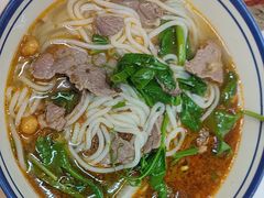 -窄巷口生烫牛肉米线(客村店)