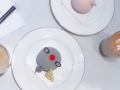 -Fridi Patisserie Cafe