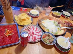 -洱火云南酸菜牛肉火锅(石景山当代商城店)