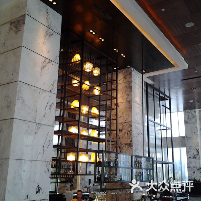 上海漕河泾万丽酒店