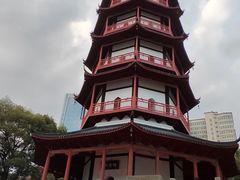 -绳金塔