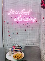 -茶发Salon·烫发染发理发