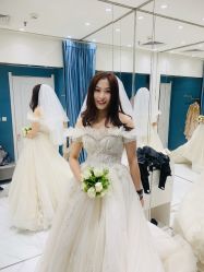 点击看大图 -GRACE KELLY婚纱与礼服(北京店)