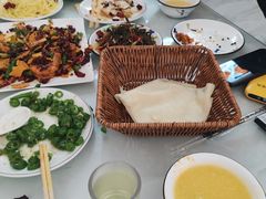 -秦扬居特色菜馆(上王村)