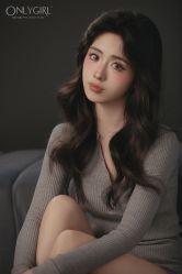 -onlygirl摄影美学馆高端定制(江滩店)