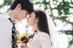 -雪中彩影婚纱摄影·微光艺术中心