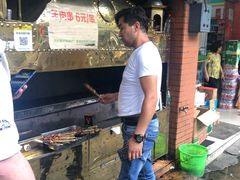 -维吾尔餐厅(宜山路店)