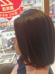 -一東造型烫发染发