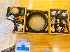 -勺子米线·云南传统小吃市集(四方街店)