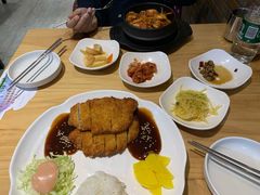 五花肉泡菜拌饭-山海珍味韩国料理(奥城店)