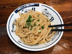 -黑白电视长沙小吃(美林M·LIVE天地东座店)