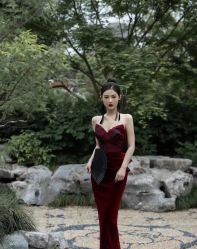 -Lady  Jane高端婚纱礼服馆
