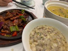 -饭怕鱼·黄焖鲟龙鱼(湖大店)