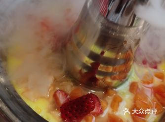 首先这家店我在半个月内去了两次非常不错第一个就是他家