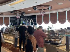 -荣誉国际酒店-云顶旋转餐厅